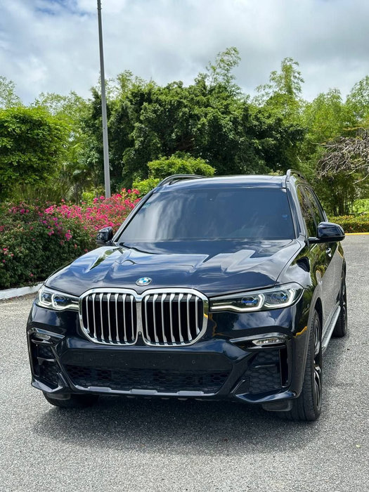 BMW X7 xDrive 40i Mpackage 2020 – Tracción AWD, Gasolina, Color Azul Marino - Vehículos usados y nuevos en venta a los mejores precios en República Dominicana
