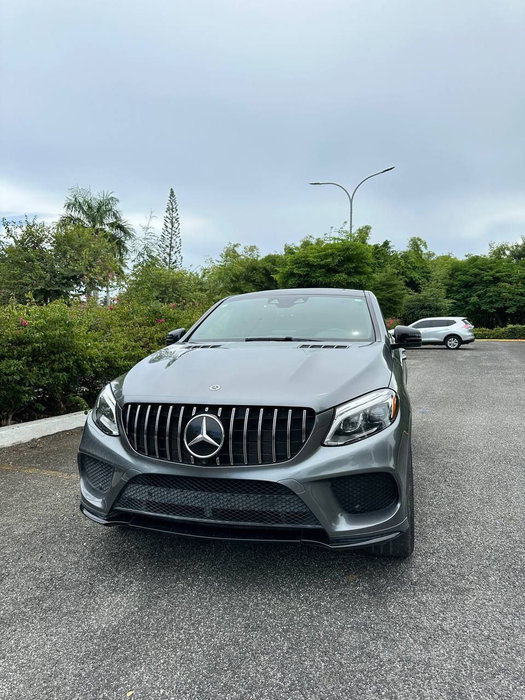 Mercedes-Benz Clase GLE 43 AMG 2019 – Tracción AWD, Gasolina, Color Gris Oscuro - Vehículos usados y nuevos en venta a los mejores precios en República Dominicana
