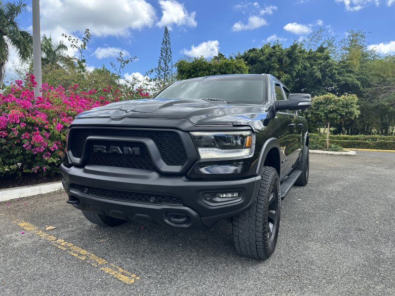RAM Rebel, Tracción AWD, Diesel, Color Negro - Vehículos usados y nuevos en venta a los mejores precios en República Dominicana