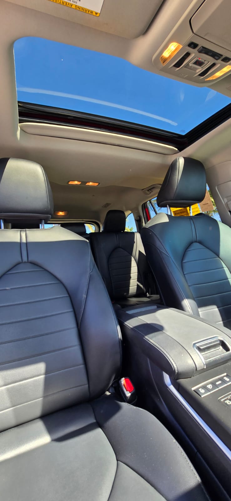 Toyota Highlander XLE 2020, Transmisión Sincronizada, Tracción 4WD, Gasolina, Color Rojo - Vehículos usados y nuevos en venta a los mejores precios en República Dominicana