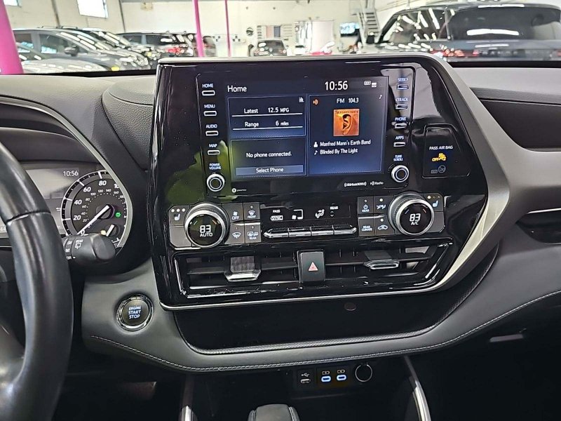 Toyota Highlander XLE 2022 – Tracción AWD, Gasolina, Color Negro - Vehículos usados y nuevos en venta a los mejores precios en República Dominicana