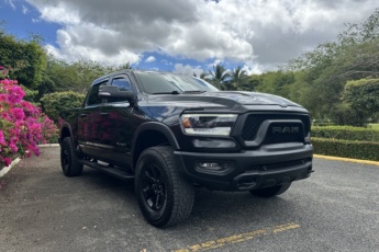 RAM Rebel, Tracción AWD, Diesel, Color Negro RAM Rebel, Tracción AWD, Diesel, Color Negro